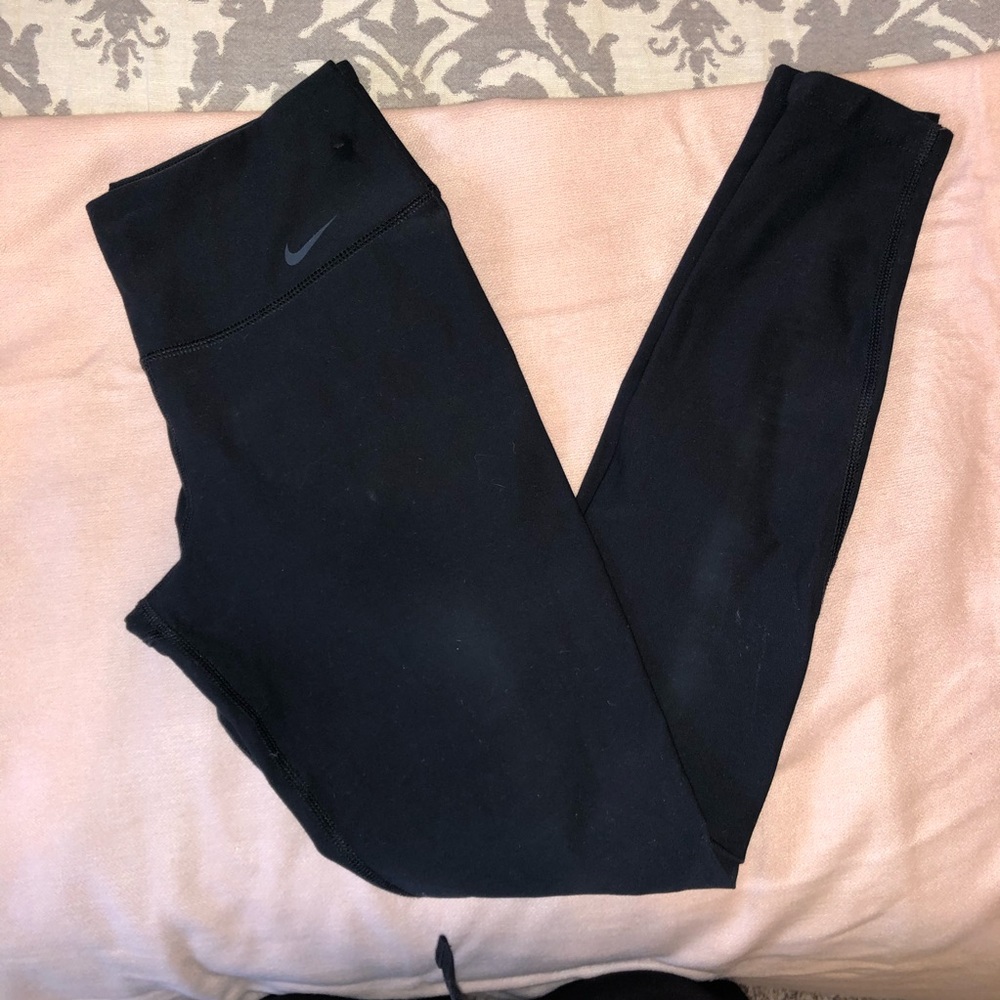 NIKE LEGEND 2.0 WOMENS- FULL LENGTH SIZE SMALL